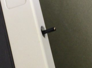 ヘッドホンジャック折れる…