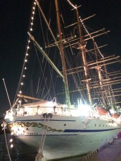 日本丸と海王丸ライトアップイベント