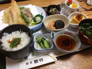 お昼をちゃんと食べるということ
