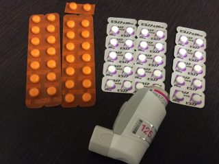 観念して医者に行く